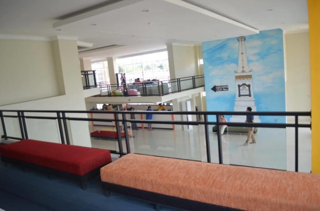 Edu Hostel Yogyakarta Exterior foto